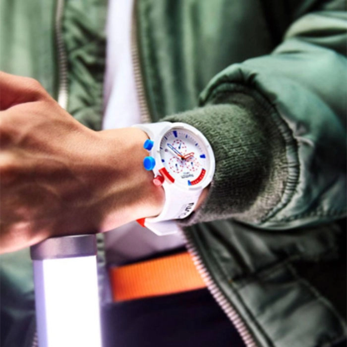 ΡΟΛΟΙ SWATCH SB04Z400 SWATCH Extravehicular White Silicone Strap