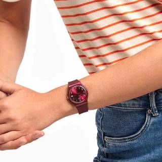ΡΟΛΟΙ SWATCH  GR405 SWATCH Worldhood Redbaya Purple Silicone Strap